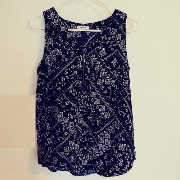 Maurices Tops - 3/$18 Maurices Front Zip Tank Black White Sz L